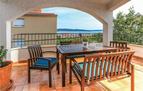 Balcony/Terrace, children, Family