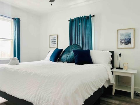 Centrally Located EVV Apartments Apartment in Evansville