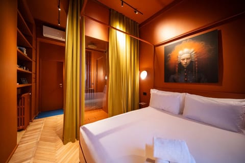 Shower, Bed, Decorative detail, Bedroom