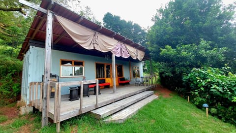 Property building, Garden, Balcony/Terrace