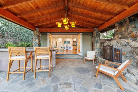 CBS-501 - Cardiff Hillside Hideaway House in Cardiff