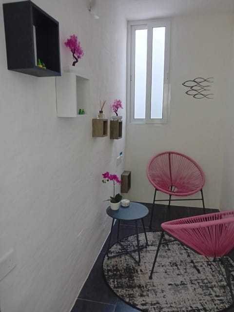 Charming 3 storey apartment in Valletta centre, NGRI1-1 Apartment in Valletta