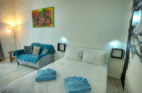 Charming 3 storey apartment in Valletta centre, NGRI1-1 Apartment in Valletta