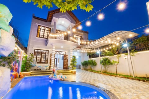 Property building, BBQ facilities