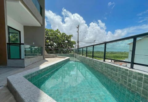Facade/entrance, Swimming pool