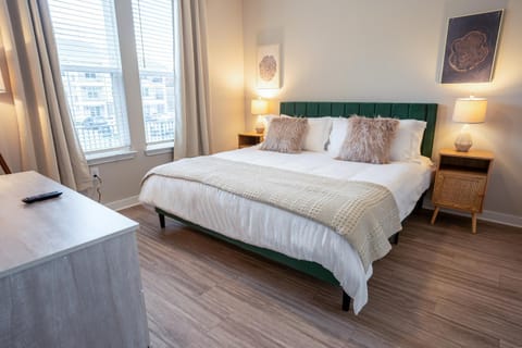 Modern Brand New 3BR 2B Apt in Heart of Athens Apartment in Athens