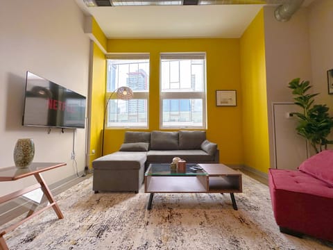 Communal lounge/ TV room, TV and multimedia, Living room, Seating area