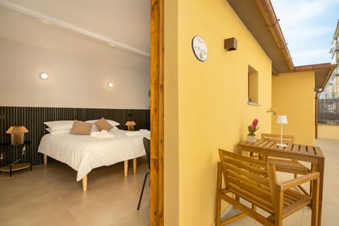 Patio, Bed, Balcony/Terrace, Photo of the whole room