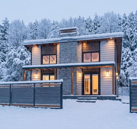 Property building, Winter