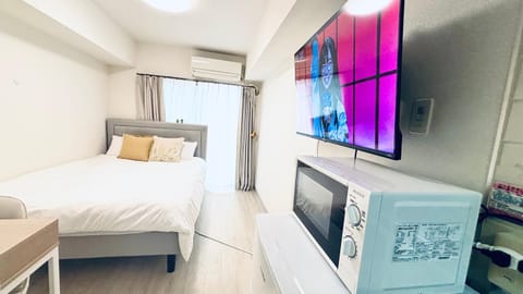 Bed, TV and multimedia, Photo of the whole room, Bedroom, air conditioner
