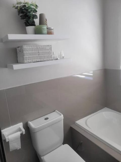 Fabulous holiday home in a secure enclave House in Cape Town