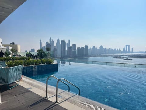 City view, Pool view, Swimming pool