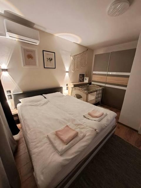 White House Apartments - Boho Apartment in Bulgaria