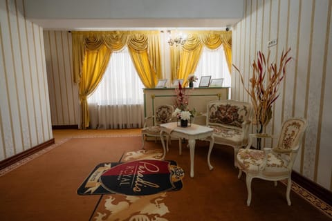 Seating area