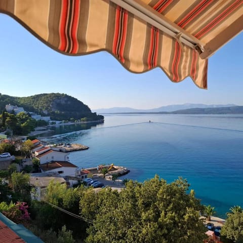 Nearby landmark, Day, Natural landscape, Beach, Mountain view, Sea view