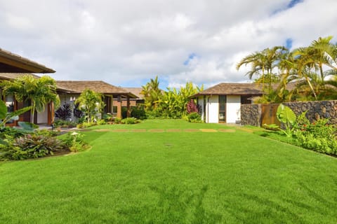 Luxury 5BR Vacation Home w Pool House in Poipu