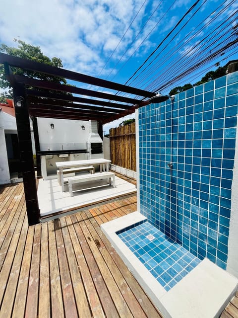 Shower, BBQ facilities