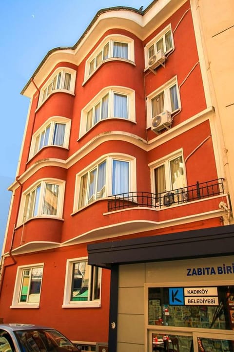 Property building, Day