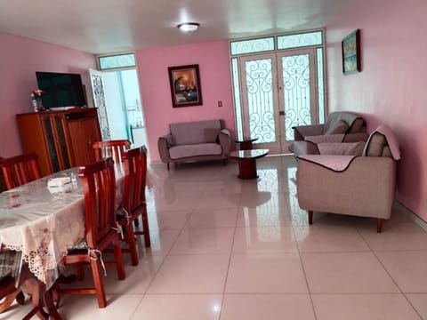 Communal lounge/ TV room, Dining area