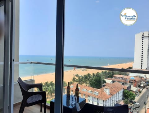 Nearby landmark, Day, Natural landscape, View (from property/room), Balcony/Terrace, Beach, City view, Sea view