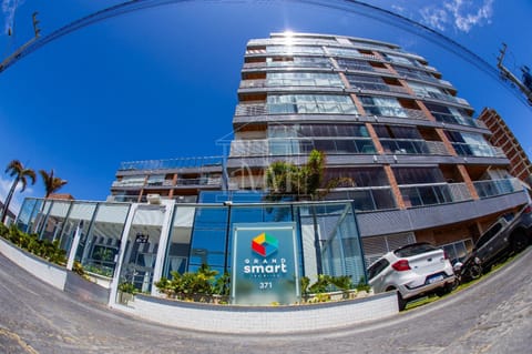 Property building, Street view