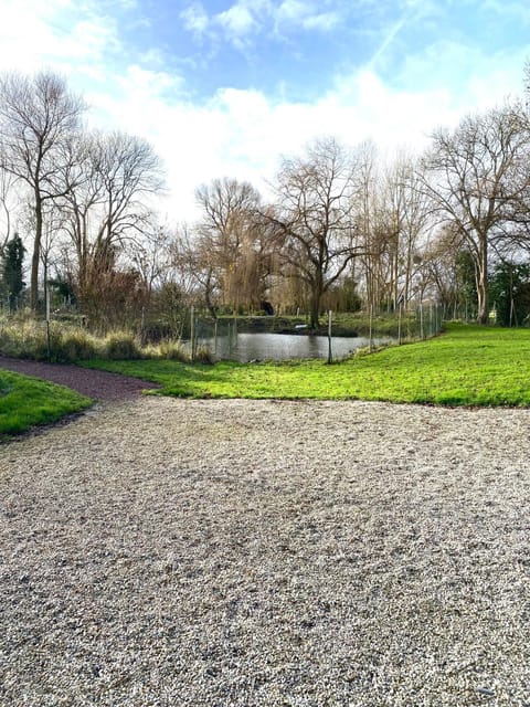 Le Taut 44 - chambre Omaha - salle de bains partagée Vacation rental in Normandy