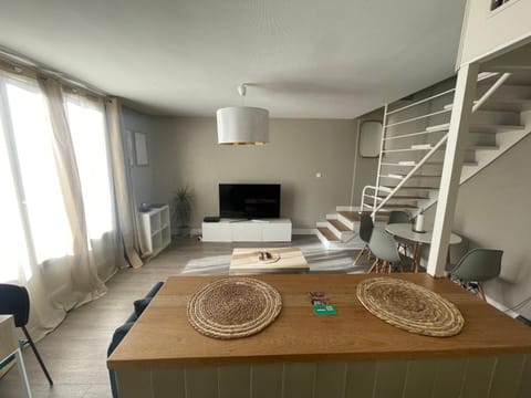 magnifique Duplex avec 2 chambres et parking gratuit Apartment in Grenoble