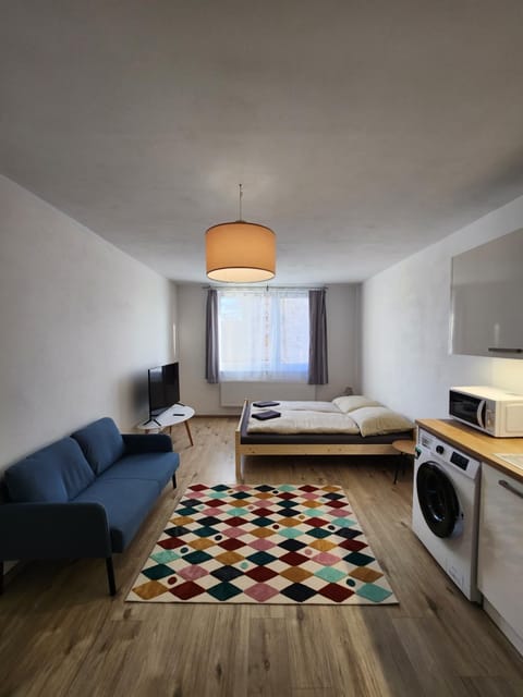 TV and multimedia, Living room, Bedroom