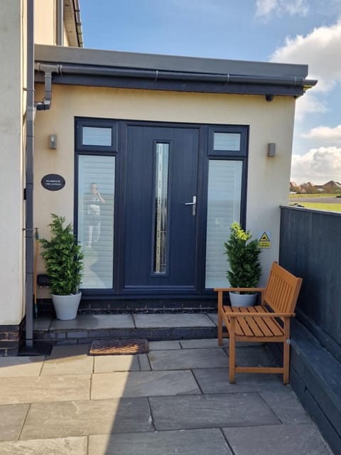 Seabreeze The Annexe Apartment in Blackpool