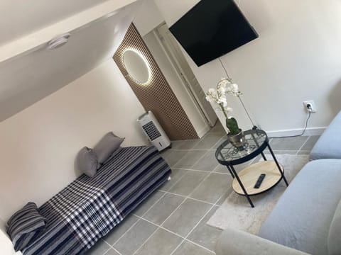 Maisonnette indépendante House in Île-de-France