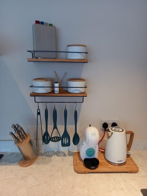 Coffee/tea facilities, Kitchen or kitchenette