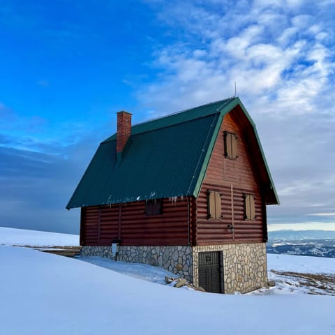 Property building, Day, Natural landscape, Winter