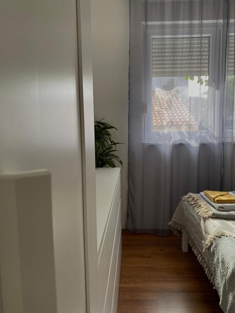 Apartman Sparky Bed and Breakfast in Okrug Gornji