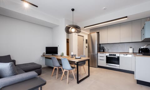 TV and multimedia, Coffee/tea facilities, Kitchen or kitchenette, Living room, Seating area, Dining area, dishwasher, pet friendly