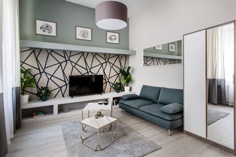 TV and multimedia, Living room, Seating area, wardrobe
