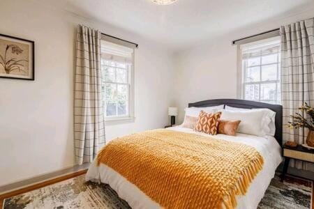 Pet Friendly Bungalow Steps to Inman Park House in Poncey-Highland