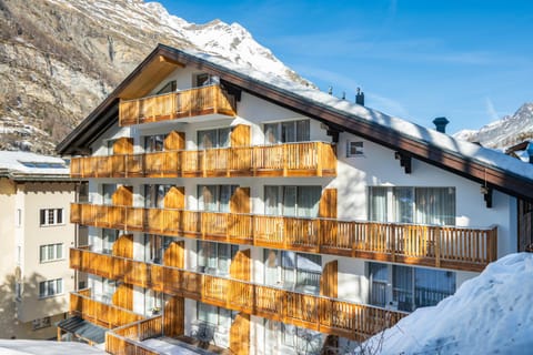 Property building, Day, Winter, View (from property/room)