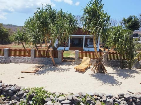 Beach, sunbed