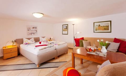 Bed, Living room
