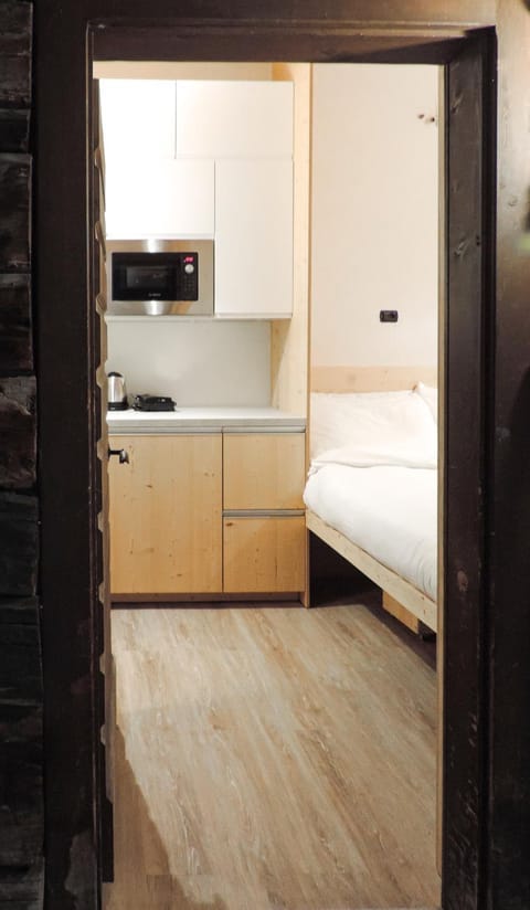 Kitchen or kitchenette, Photo of the whole room, Bedroom