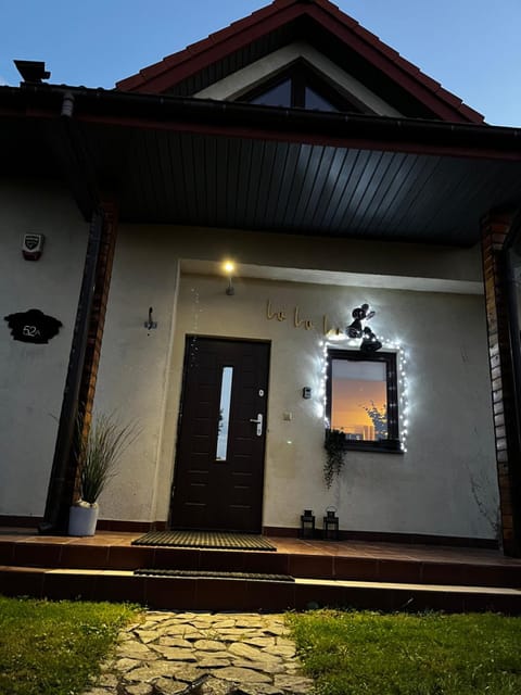 Property building, Night