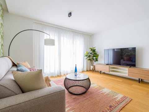 Communal lounge/ TV room, Living room