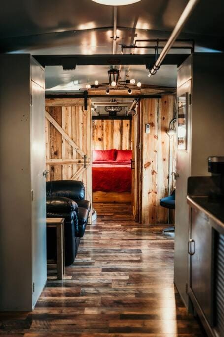 Bourbon Trail: Caboose on the Farm House in Lawrenceburg