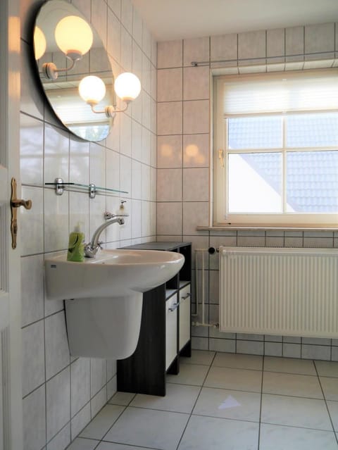 Anne1 Apartment in Prerow