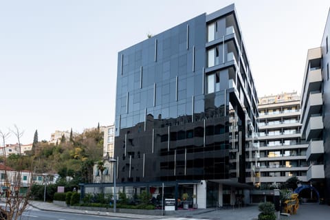 Property building, Day, Neighbourhood, City view, Street view, Location