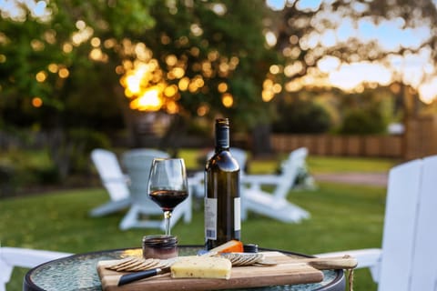 Food and drinks, Garden view