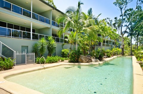 Property building, Pool view, Swimming pool