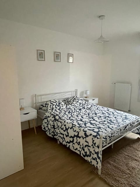 Appartement cosy proche de Paris et sa périphérie-Aéroport CDG-BOURGET-Disneyland Apartment in Drancy