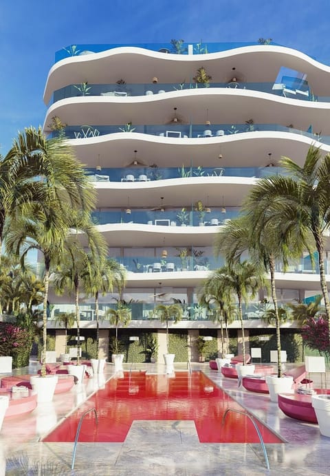 Facade/entrance, Swimming pool