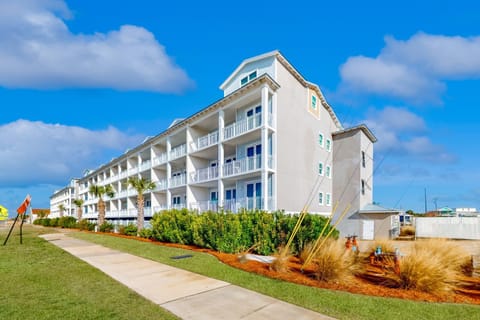 Tranquil Harbour 102 Apartment in Mexico Beach